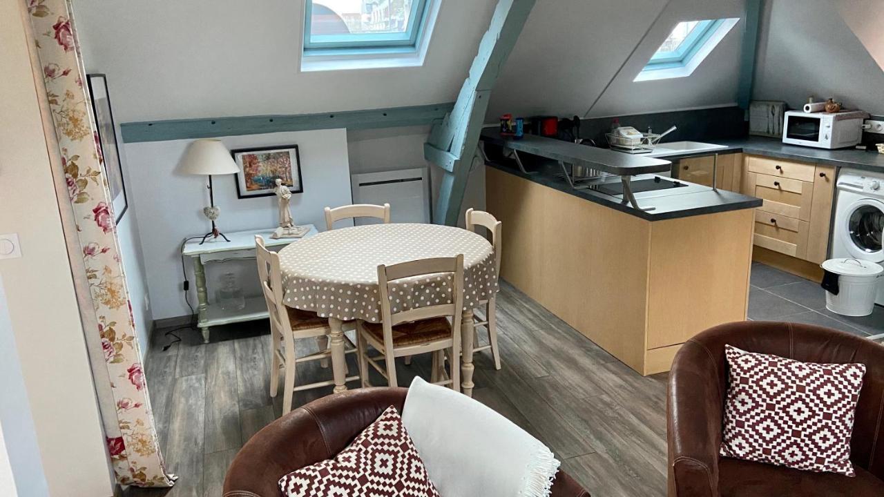 Ferienwohnung Sous Les Toits D'Honfleur Exterior foto