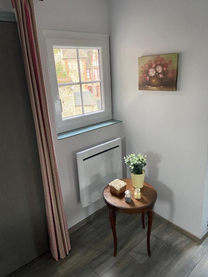 Ferienwohnung Sous Les Toits D'Honfleur Exterior foto
