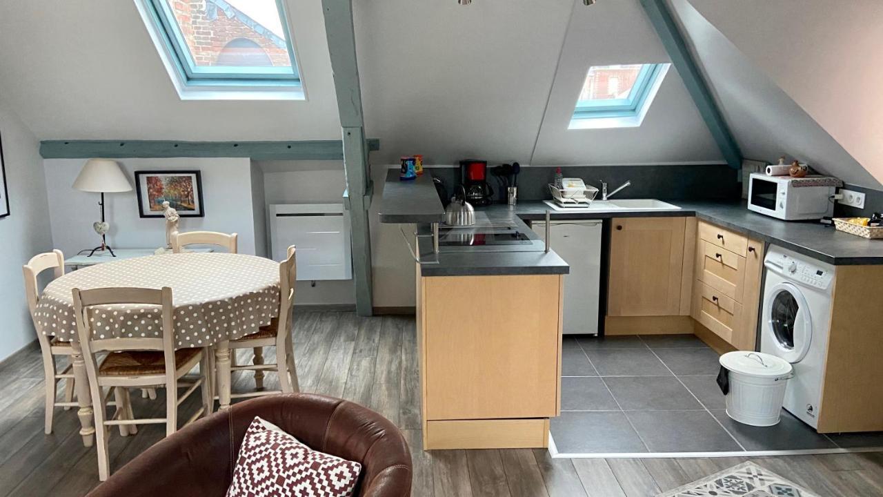 Ferienwohnung Sous Les Toits D'Honfleur Exterior foto