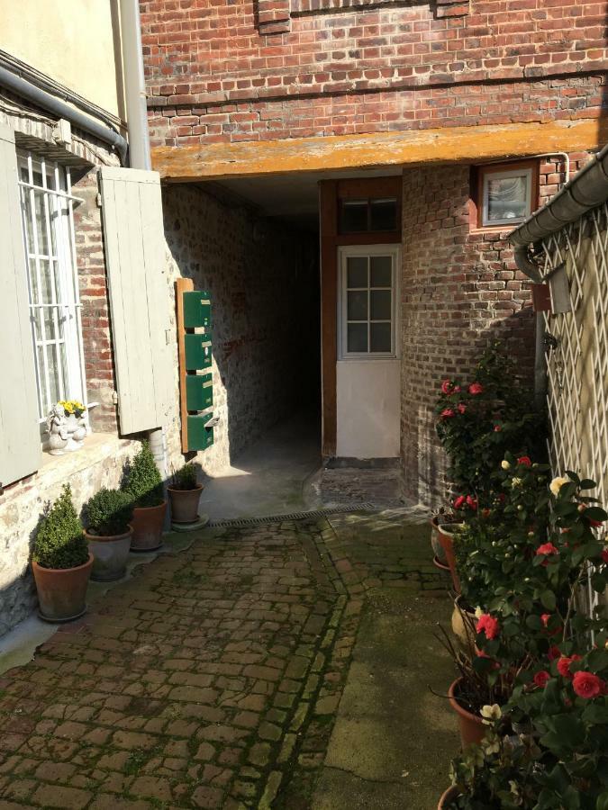 Ferienwohnung Sous Les Toits D'Honfleur Exterior foto
