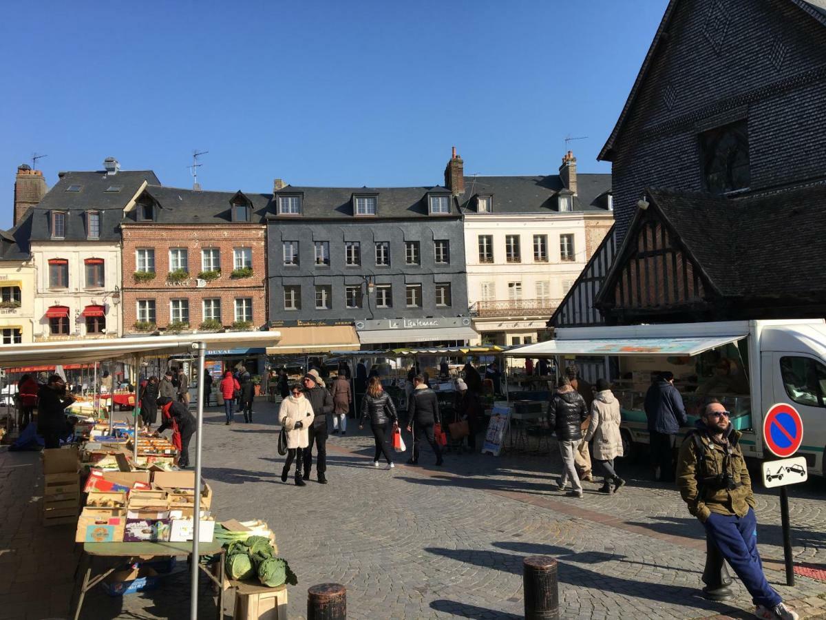 Ferienwohnung Sous Les Toits D'Honfleur Exterior foto